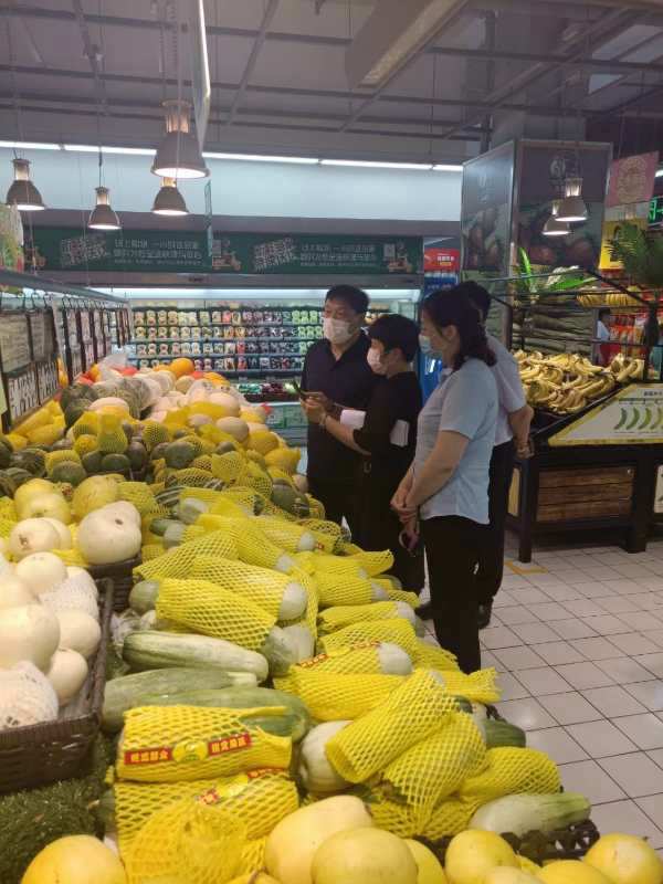 河南鄭州二七區嵩山路食藥所對轄區店面檢查督導