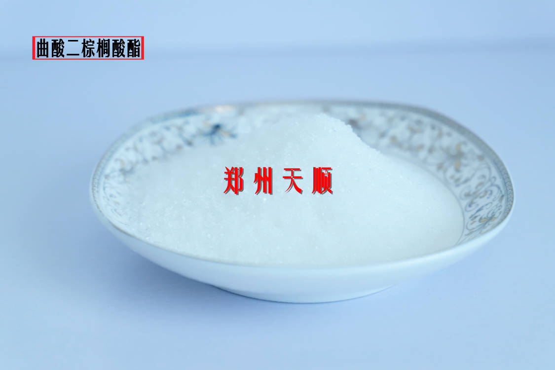 曲酸二棕櫚酸酯